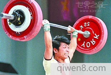 中國第一個舉重世界冠軍