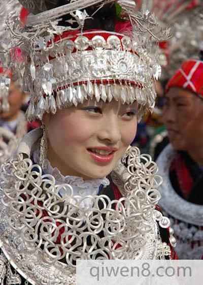 揭秘：神秘的苗家探娘街
