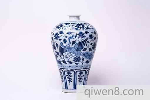 明代空白期的青花瓷有哪些特征?