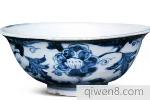 明代空白期的青花瓷有哪些特征?