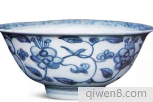 明代空白期的青花瓷有哪些特征?