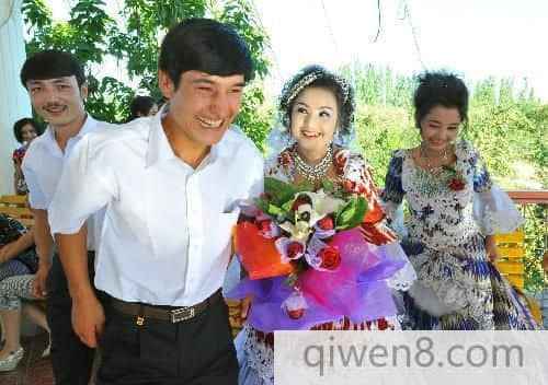 新疆維吾爾自治區奇特結婚習俗