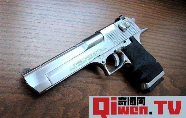 世界上最漂亮的槍 沙漠之鷹手槍王者威力巨大