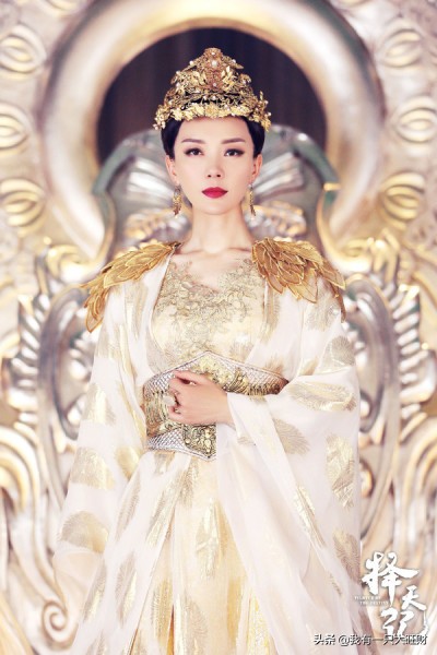 《擇天記》那個妖族尊貴耀眼的小公主，還是成為了沒有感情的神女