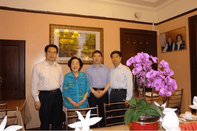 袁世凱死后,子孫過得如何?孫子成物理學家,孫女八旬仍開西餐廳