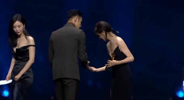 39歲的田樸珺和陳婷，因為王石和張藝謀，都過上了想要的生活？