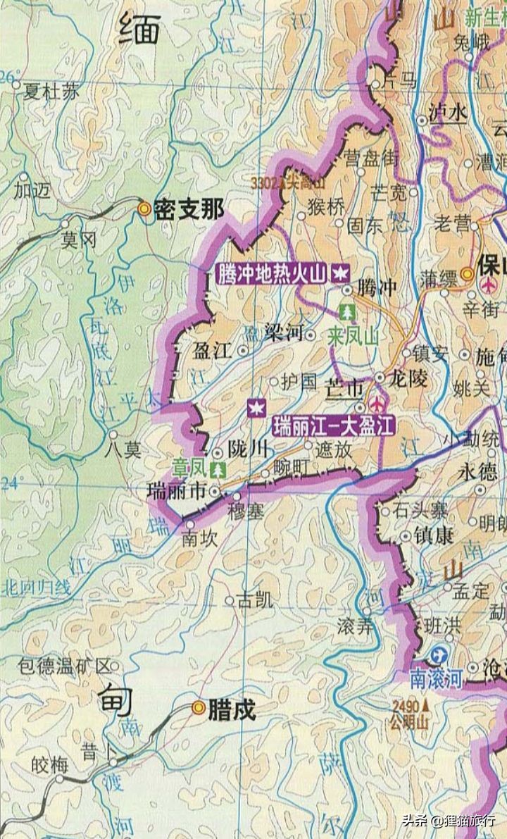 云南省瑞麗市有21萬人口，這里三面環緬甸，有南畹河與瑞麗江環繞