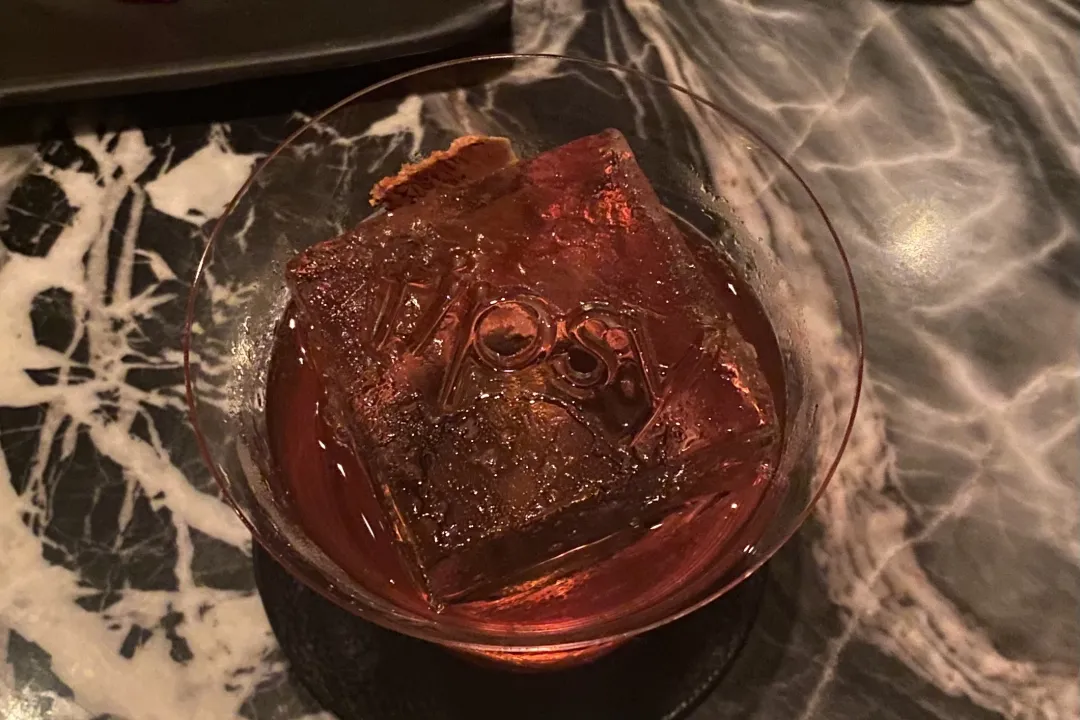 在上海的天花板酒吧“闖關”，喝到第五杯我悟了