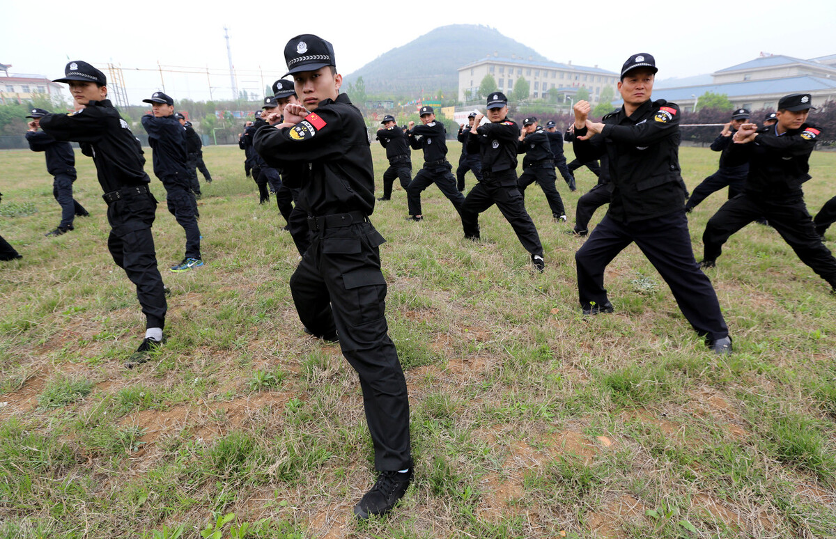 河北公安警察職業學院這所專科警校好考嗎？不容易考