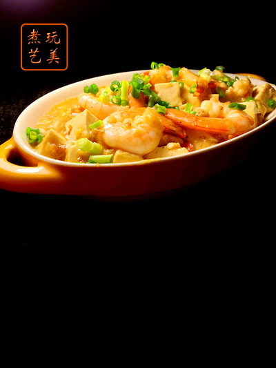 這么用心將蝦子全身利用起來，豆腐也樂開懷