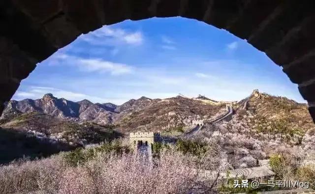 不到長城非好漢，四月的長城你看過嗎？