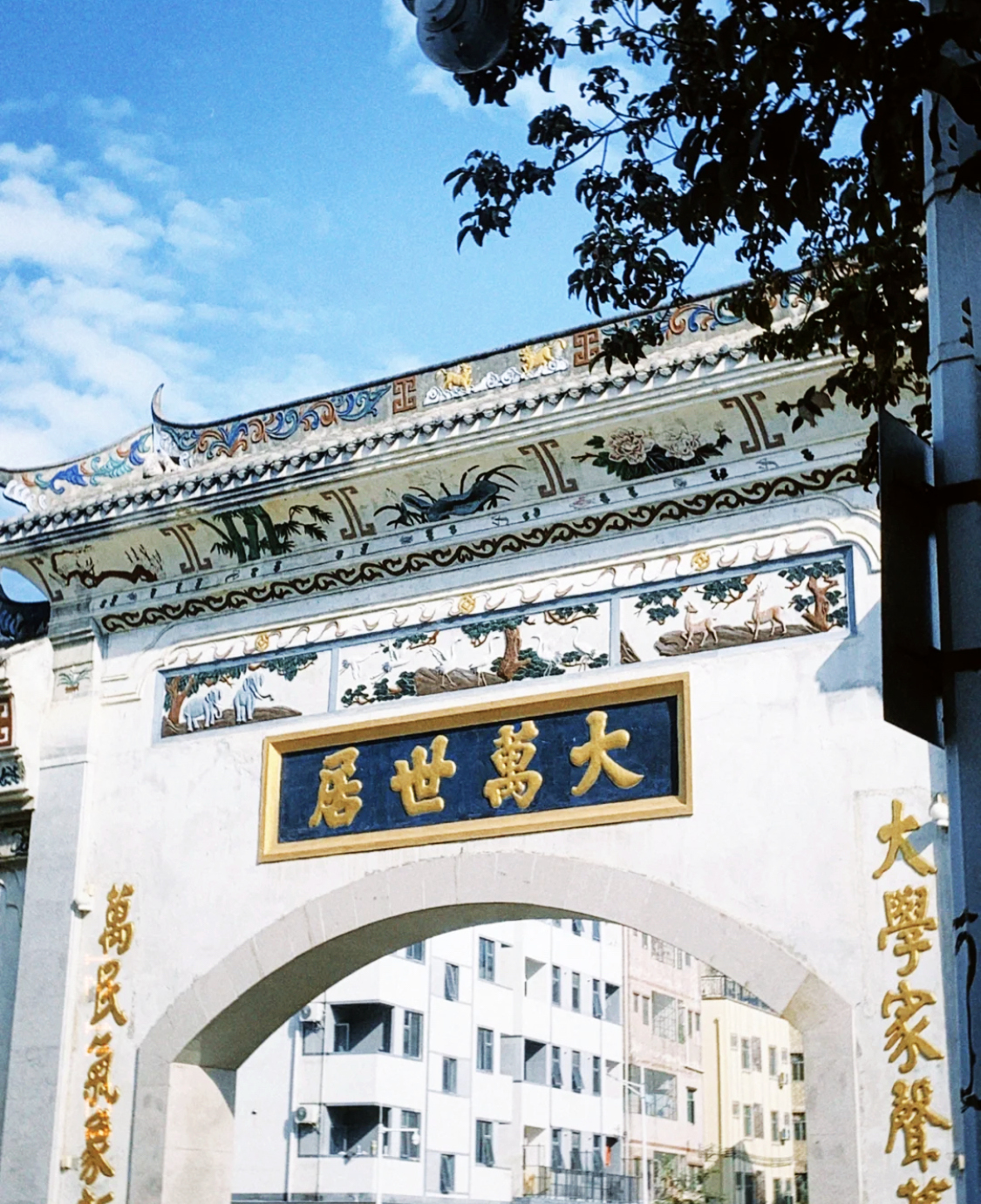 深圳這一古堡式客家圍龍屋，背后是一個家族的遷徙安家史