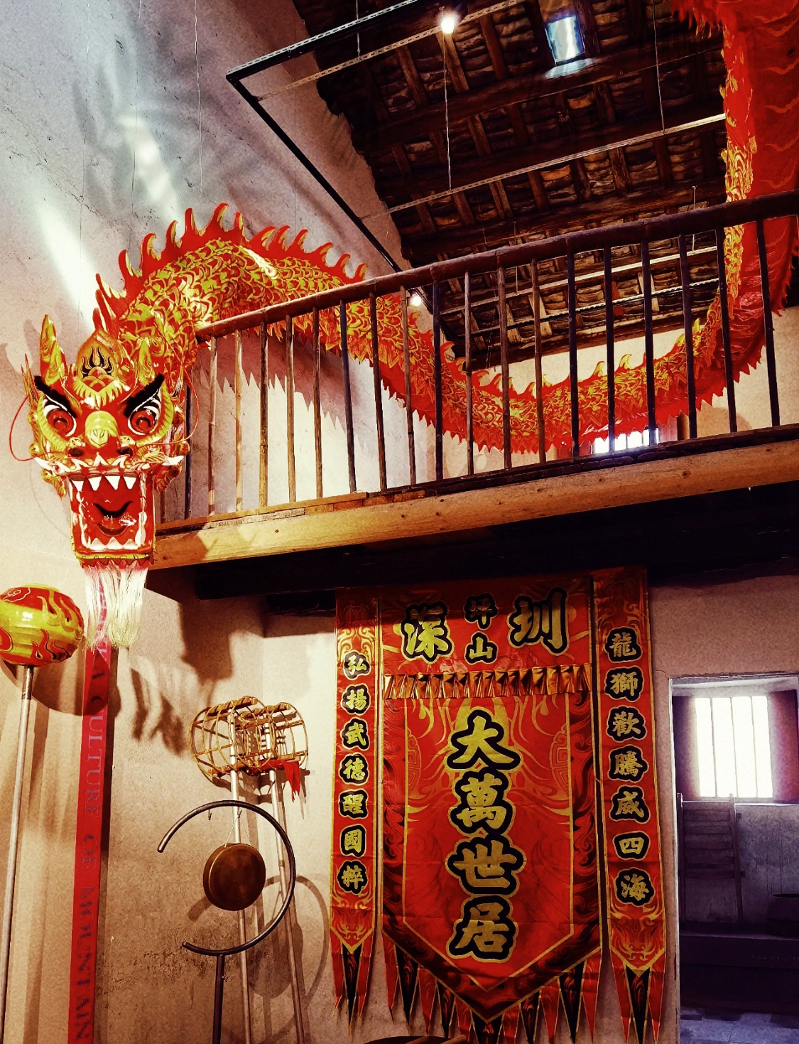 深圳這一古堡式客家圍龍屋，背后是一個家族的遷徙安家史