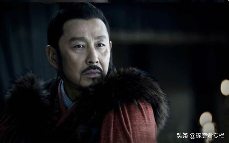 這2種人喜歡“扮豬吃老虎”,心機很重,我們要多留心