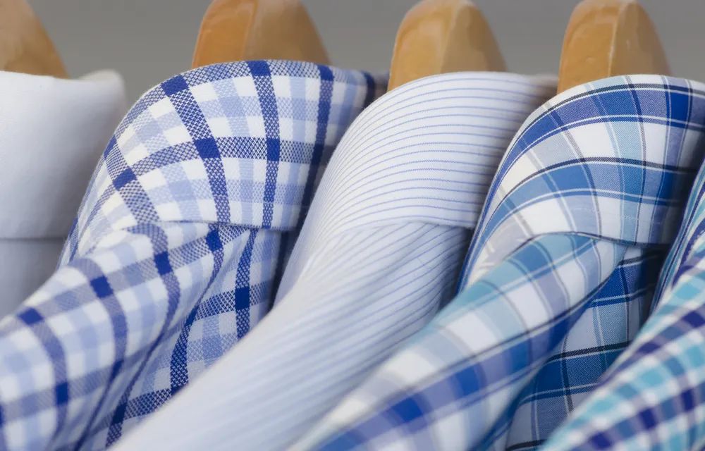 喜歡穿的白衣服發黃了?別慌,這 3 個小技巧可以試試