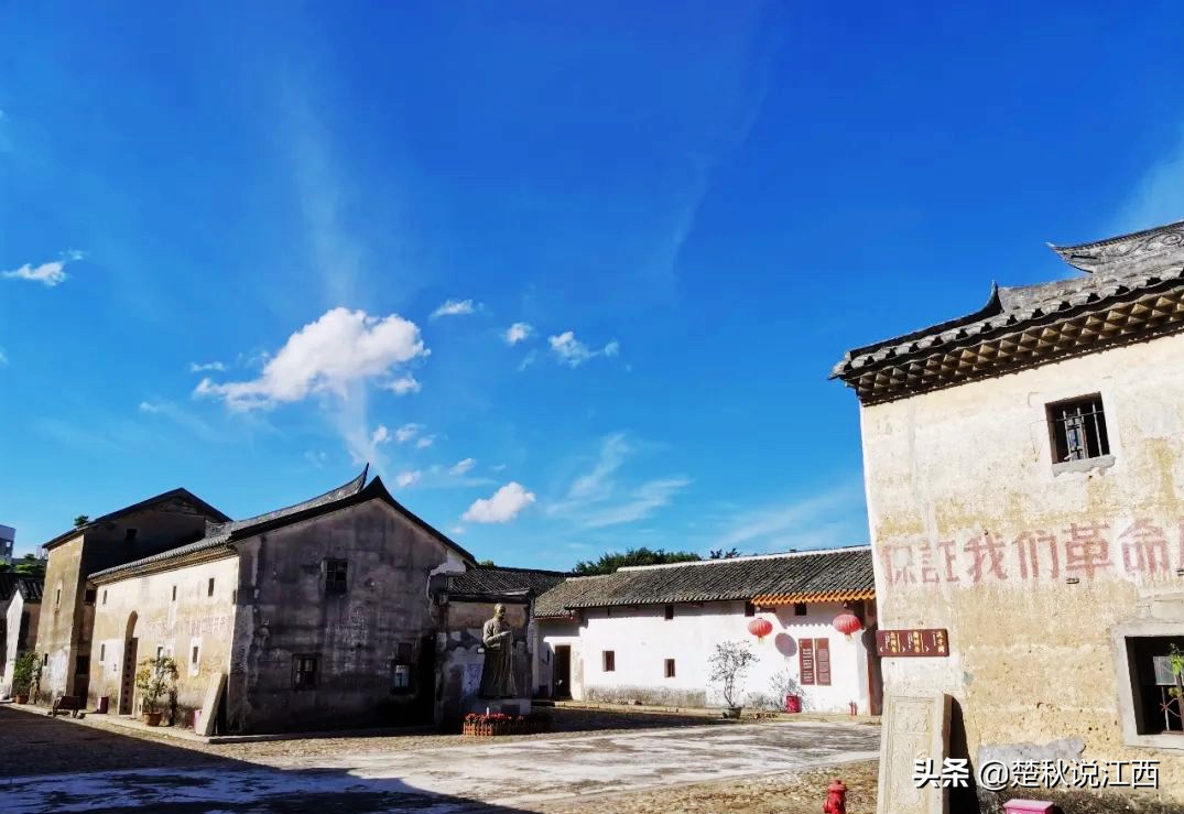 深圳這一古堡式客家圍龍屋，背后是一個家族的遷徙安家史