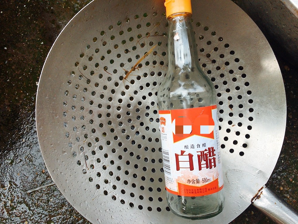 洗小龍蝦一只只刷太費勁，教你飯店不外傳的做法，洗得干凈又徹底