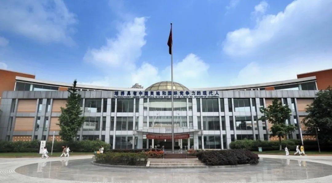 成都西邊,哪些民辦小學值得家長積極關注?