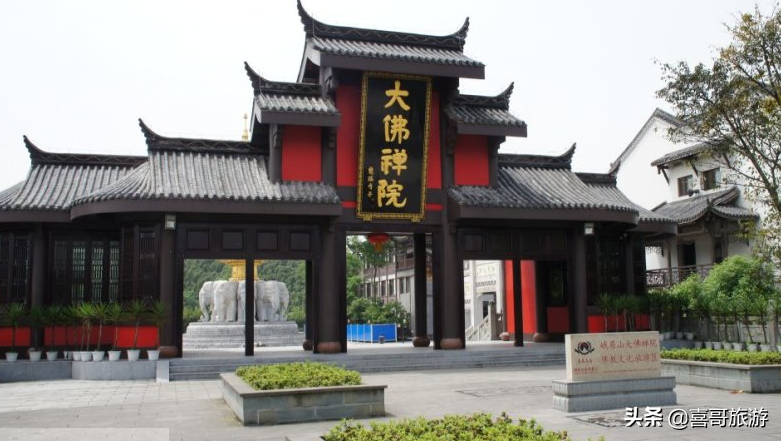 四川樂山市十大景區有哪些？自駕游如何安排行程？