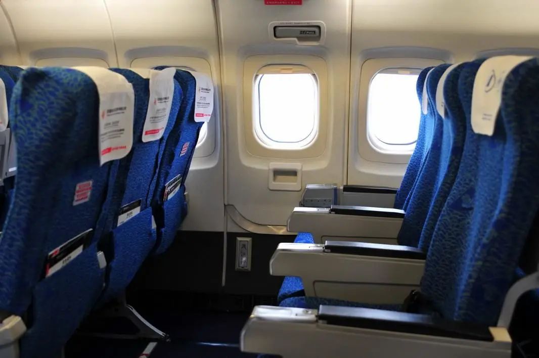 坐飛機怎樣選座最舒服？空姐告訴你8個技巧