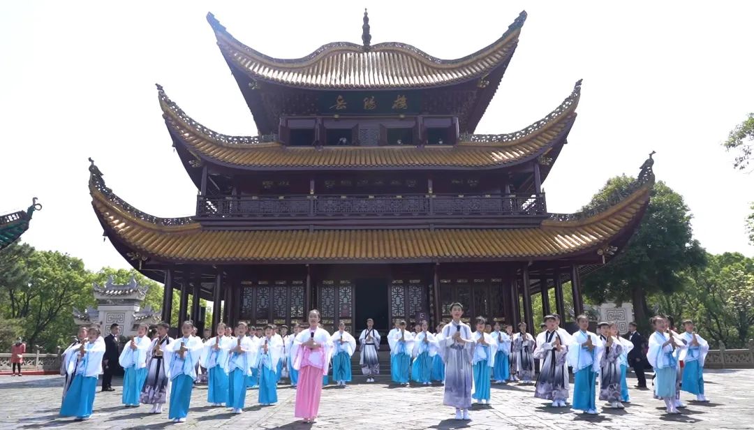同讀經典 共誦未來——全國校園節慶日誦讀直播