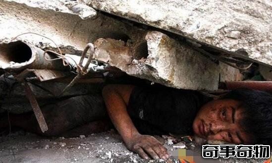 汶川地震半張臉 廢墟中詭異藍色半張臉震驚眾人