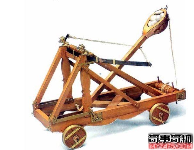 古代最早的戰斗武器（古代戰爭中常用的武器）