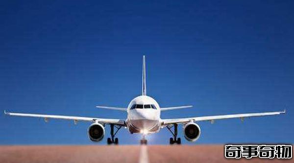 飛機氣流顛簸會墜機嗎 坐飛機遇上顛簸該怎么辦