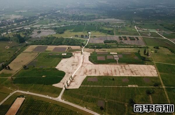 良渚古城遺址位于浙江省哪里 杭州瓶窯鎮內（2019年申遺成功）