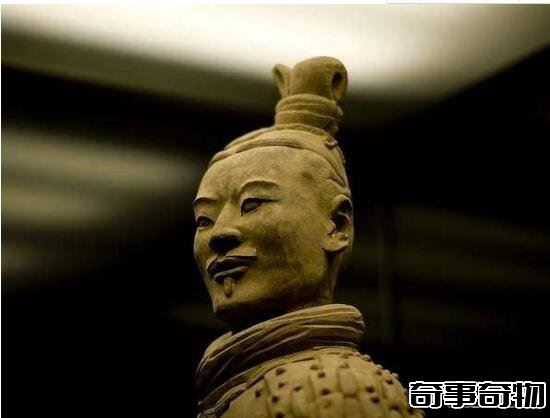 世界第八大奇跡秦陵兵馬俑 兵馬俑是真人做的嗎 陶俑制作